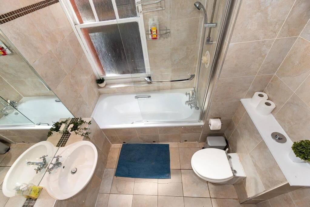 Discover London Central 2 Bedroom In Kensington المظهر الخارجي الصورة