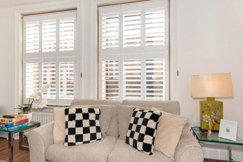 Discover London Central 2 Bedroom In Kensington المظهر الخارجي الصورة