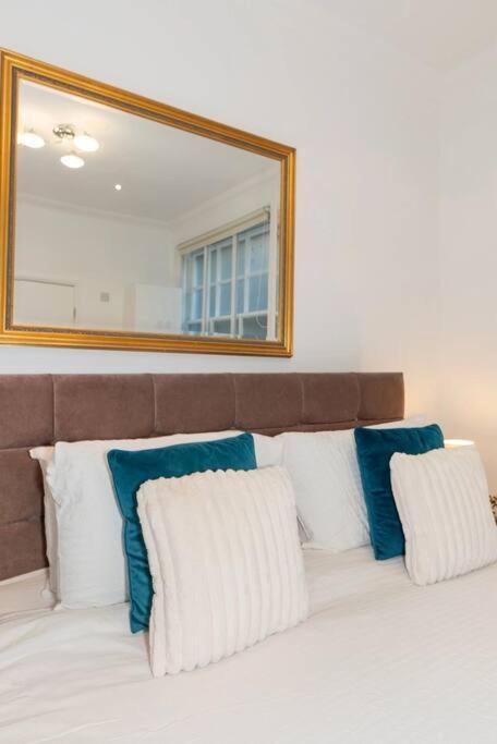 Discover London Central 2 Bedroom In Kensington المظهر الخارجي الصورة