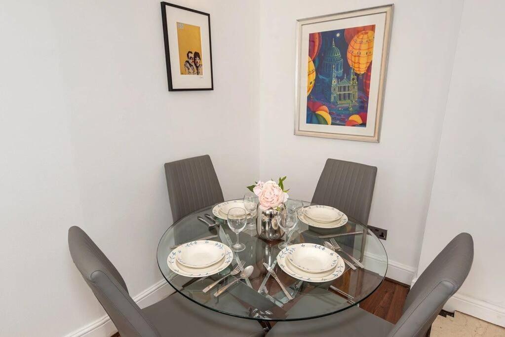 Discover London Central 2 Bedroom In Kensington المظهر الخارجي الصورة